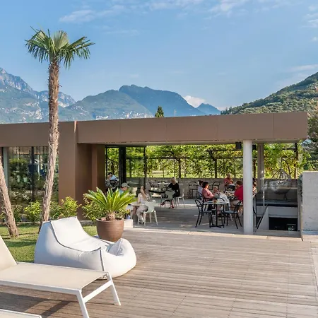Oleeva Garda Living - Adults Only-3